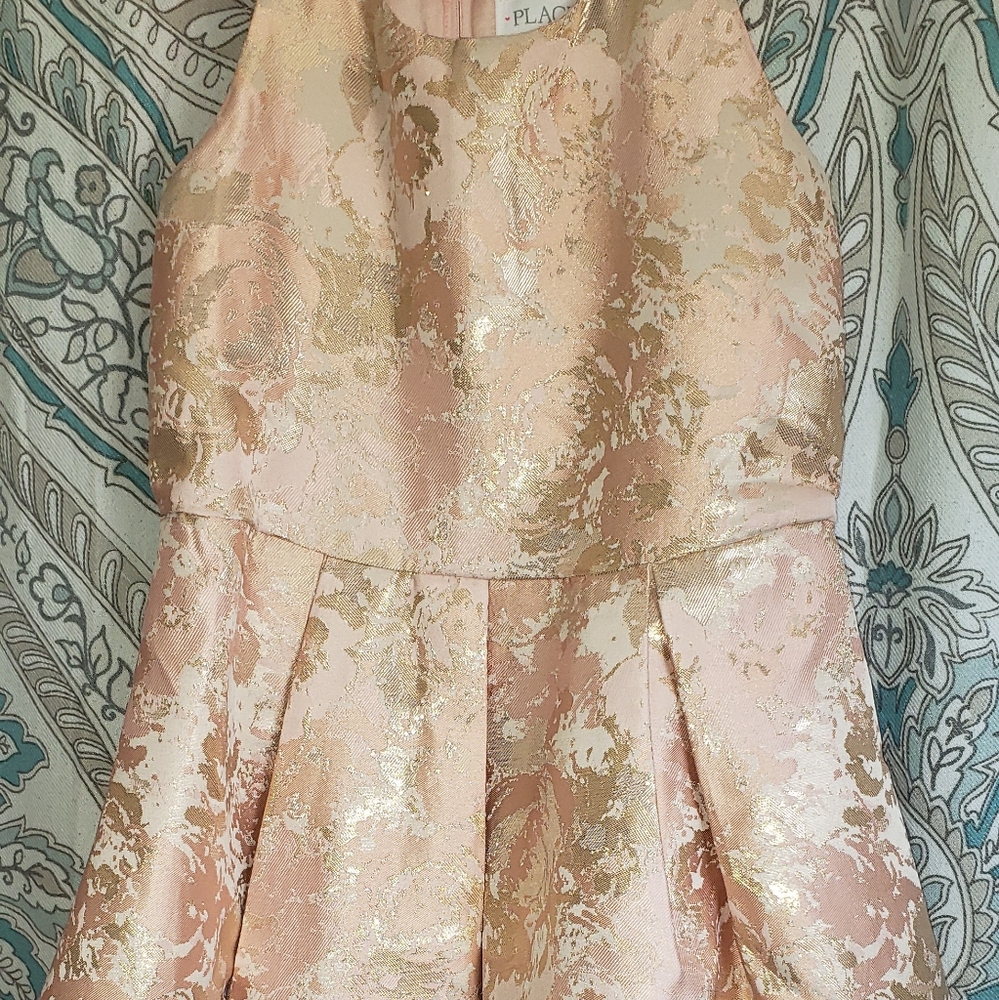 Girls dress